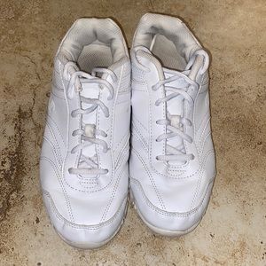 CHAMPION brand cheer shoes women’s size 6.5